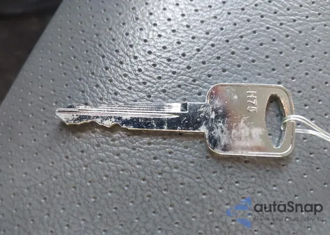 2011 Ford E-250 Commercial z USA, uszkodzony, nr VIN 1FTNE2EW8BDB27350